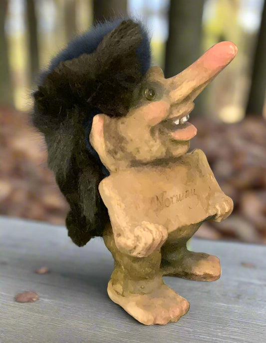 NyForm Troll with Norway Sign Figurine - HLJ at HomeNyForm Troll with Norway Sign FigurineStatuetteNyForm