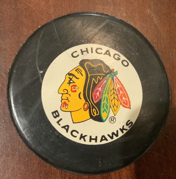 Official Vintage NHL Chicago Blackhawks Hockey Puck - HLJ at HomeOfficial Vintage NHL Chicago Blackhawks Hockey PuckHockey PuckNHL