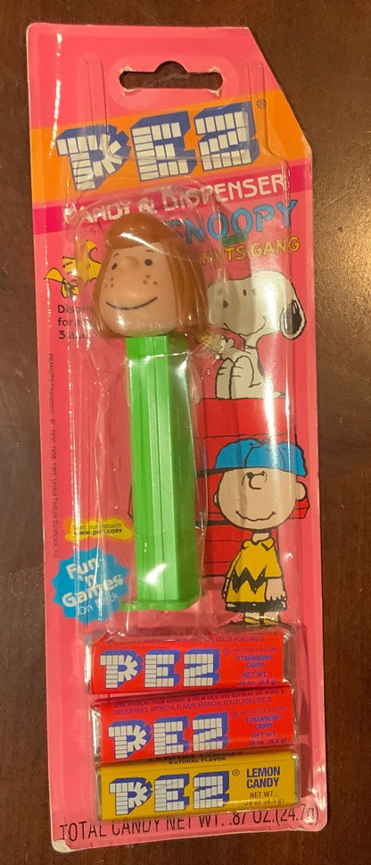 Peanuts Gang peppermint patty Pez Dispenser