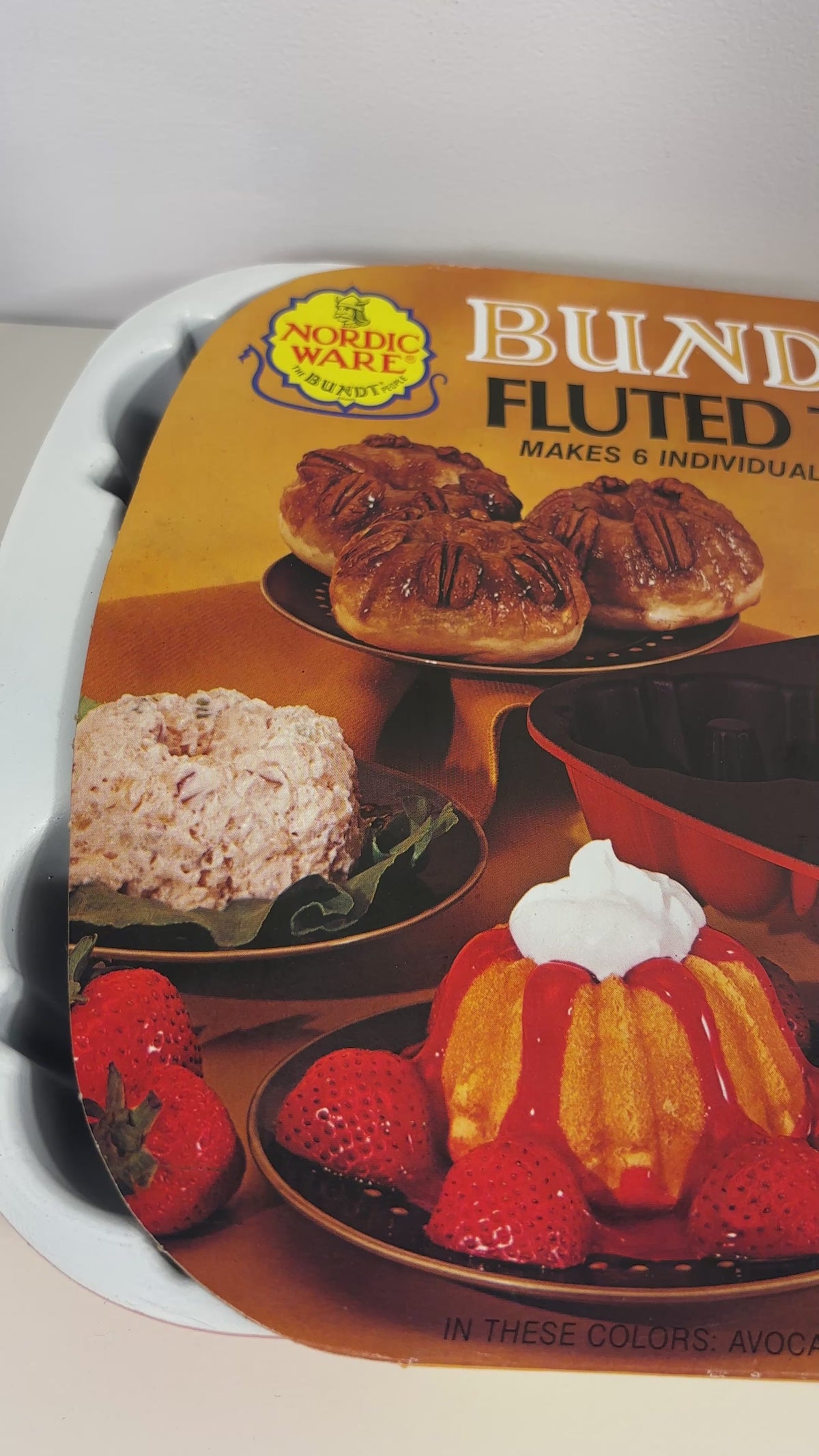 Nordic Ware Bundt-lette Fluted Tube Pan