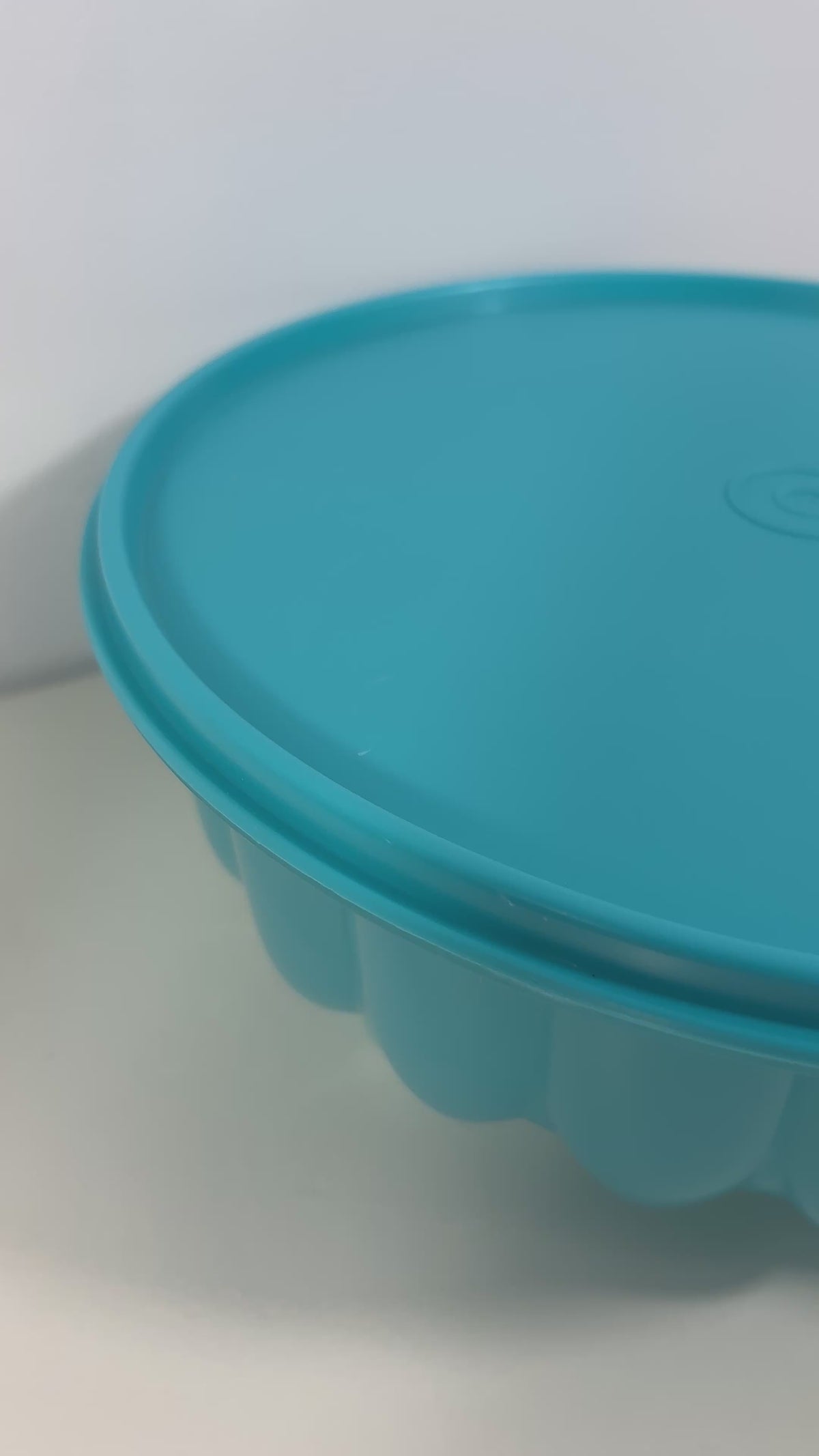 Aqua Blue Tupperware Jel-Ring Vintage Jello Mold