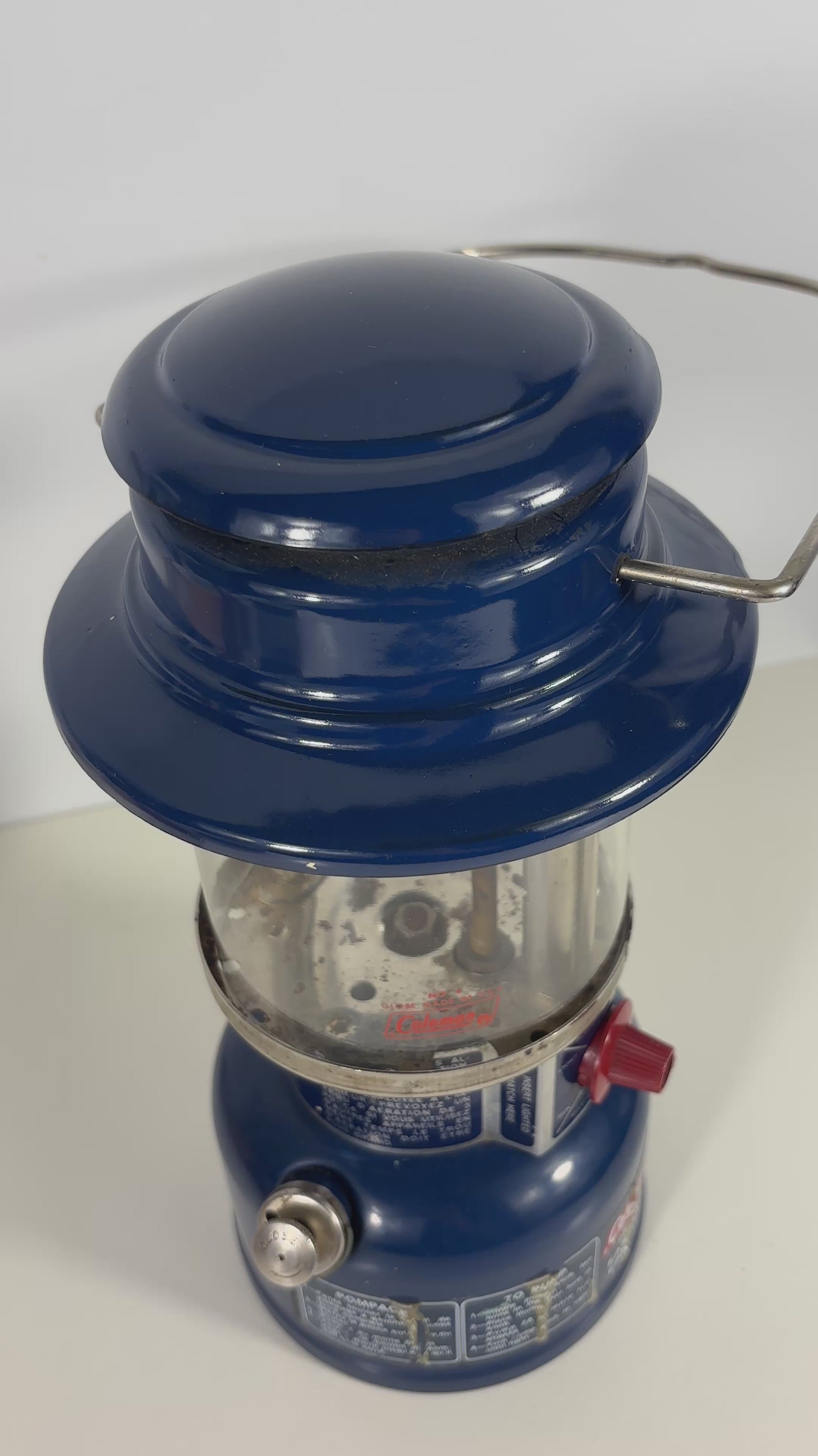 Blue Coleman Model 321 Camping Lantern