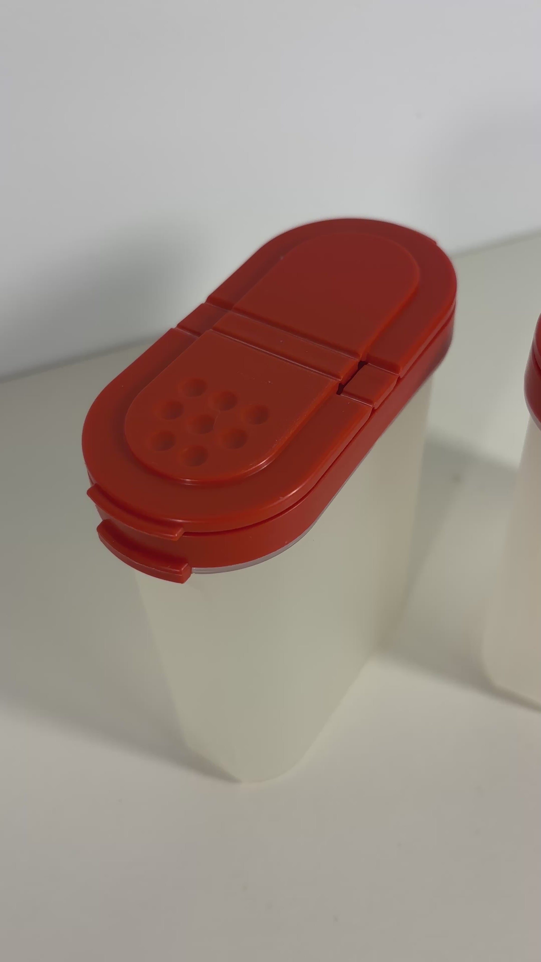 Tupperware Modular Mates Spice Shakers Set
