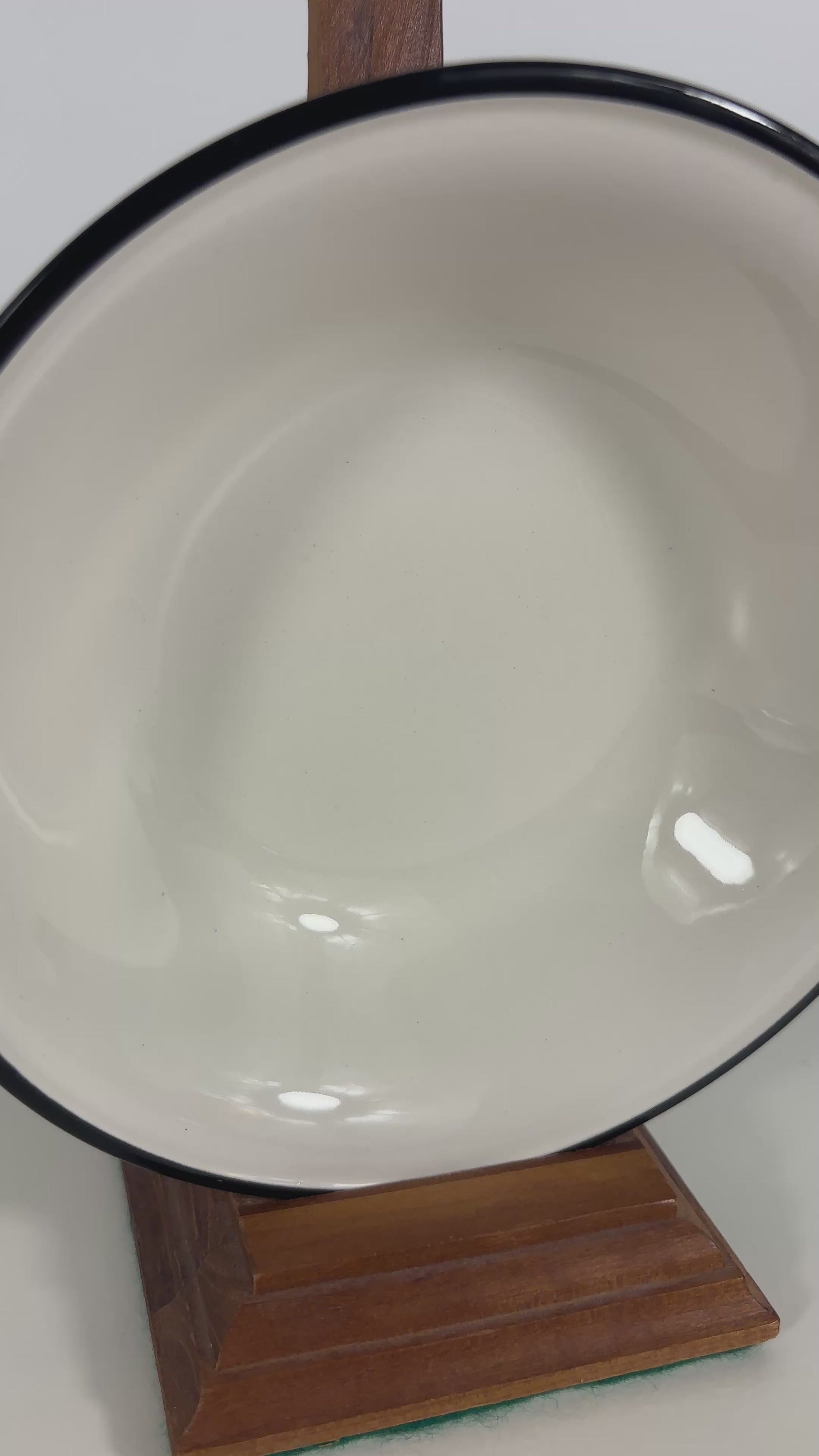 Arklow Ireland Honey Stone Fruit Bowl