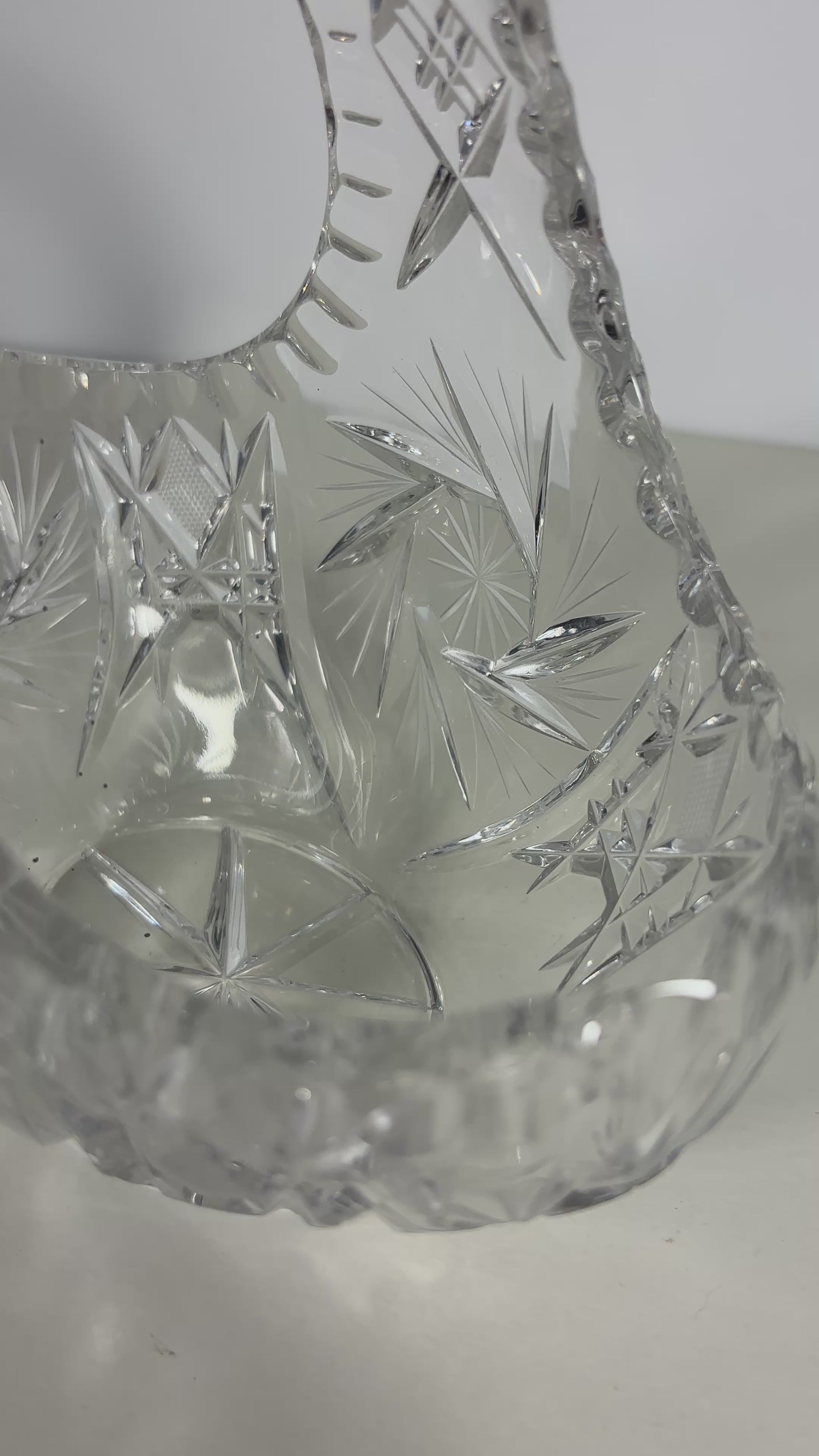 Bohemia Pinwheel Star Hand Cut Crystal Basket