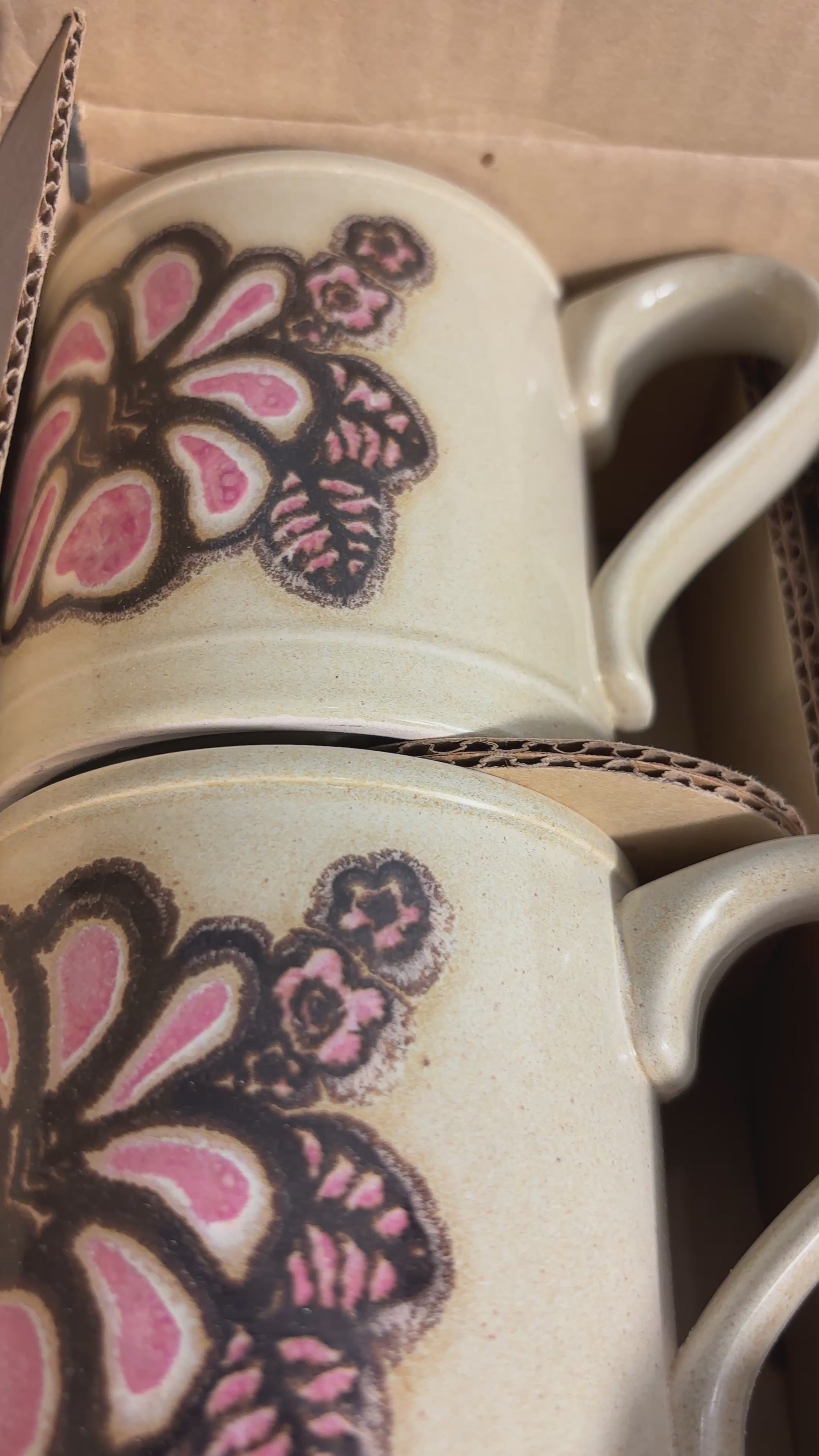 Kiln Craft Festival Mug Set New in Box