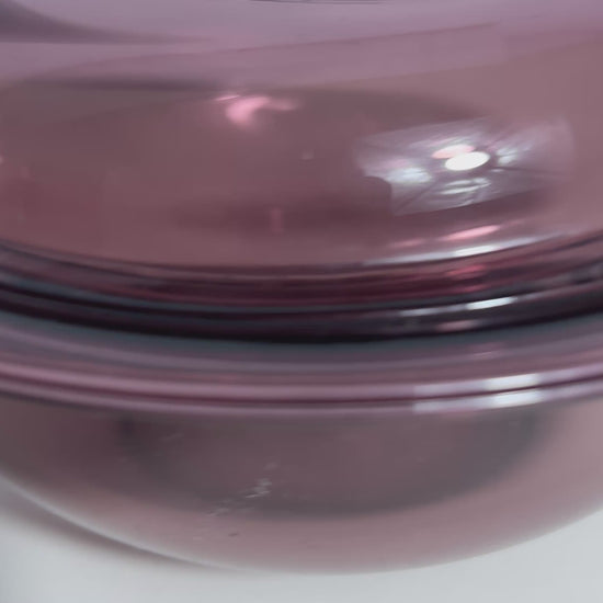 Vintage Cranberry Pyrex 1.5L Covered Casserole Dish
