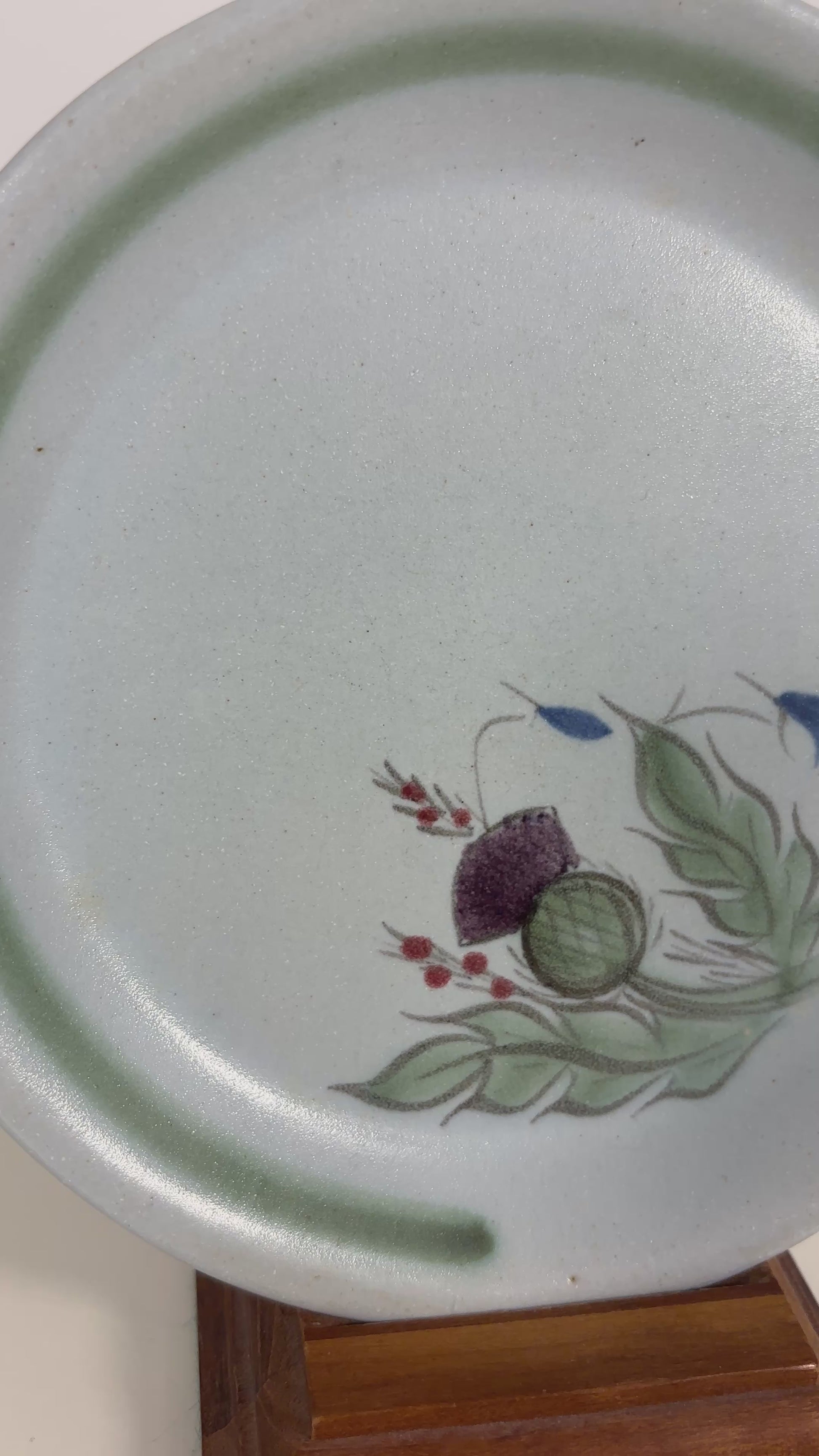 Buchan Thistleware Bread Plate