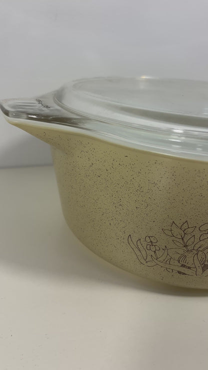 Pyrex Forest Fancies Mushroom Design 2.5 Liter Round Casserole Dish