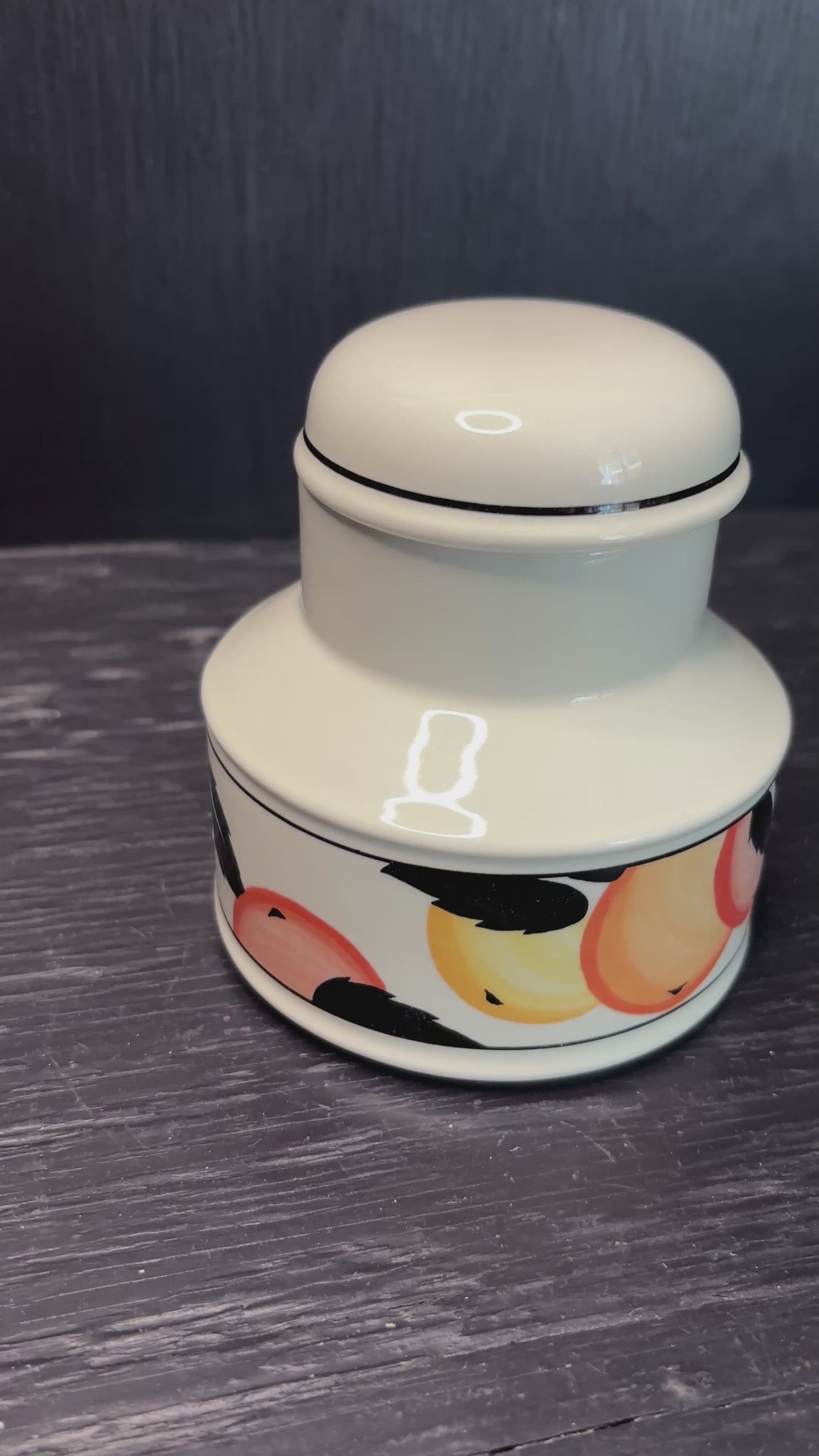 Midwinter Stylecraft Oranges and Lemons Sugar Bowl