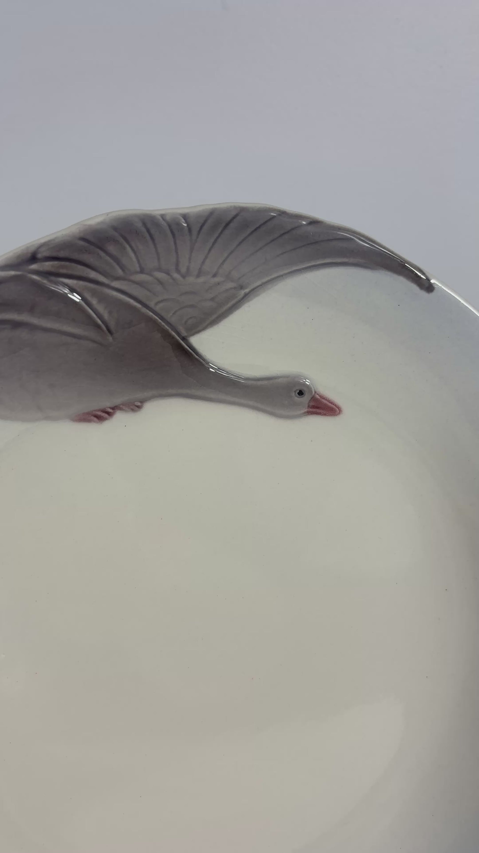 Waechtersbach Carl Bull Wildservice Grey Goose Embossed Plate