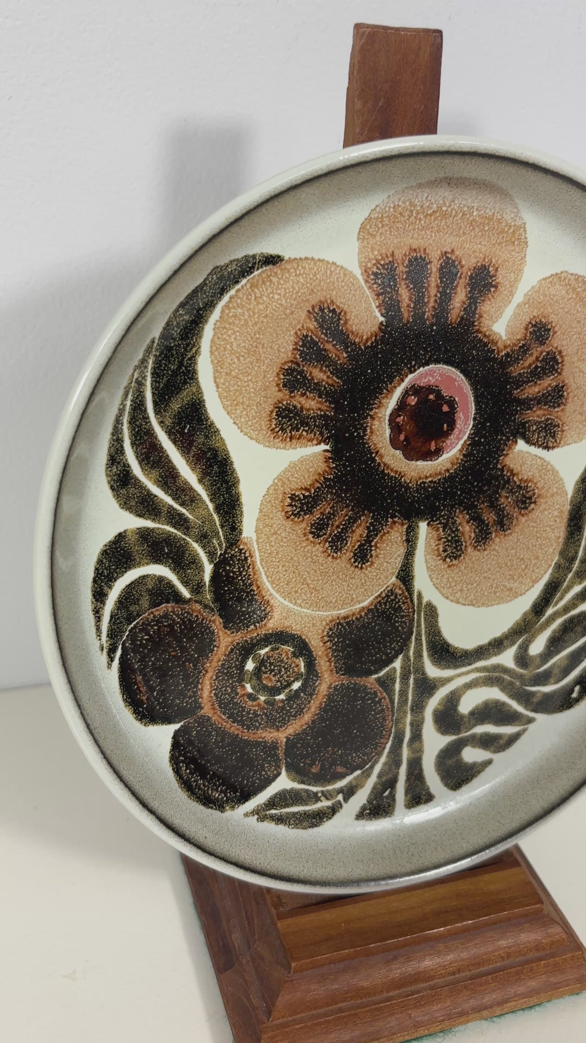Denby Westbury Stoneware Bread Plate