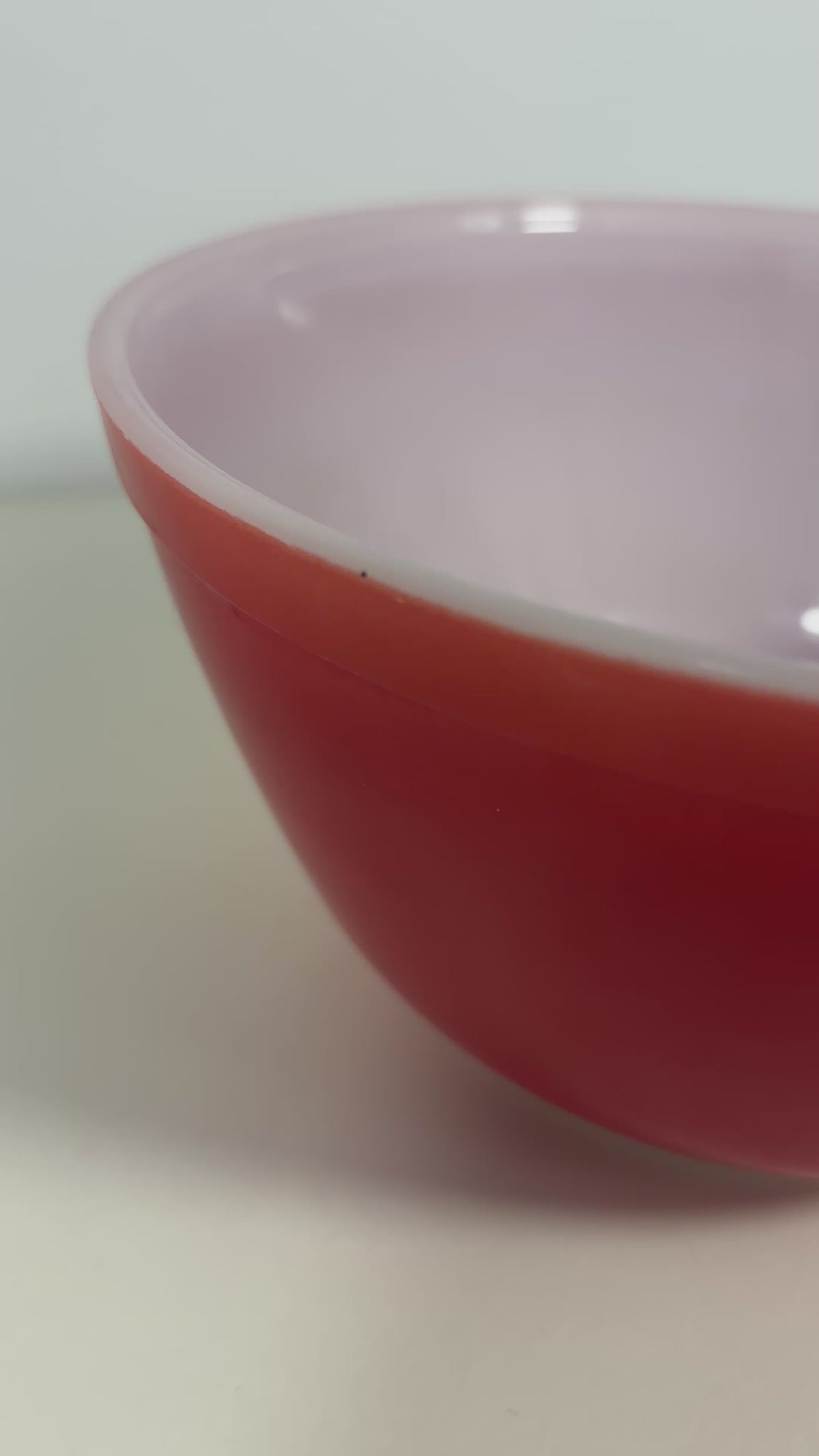 Pyrex Canada 1.5 Quart Primary Red Mixing Bowl