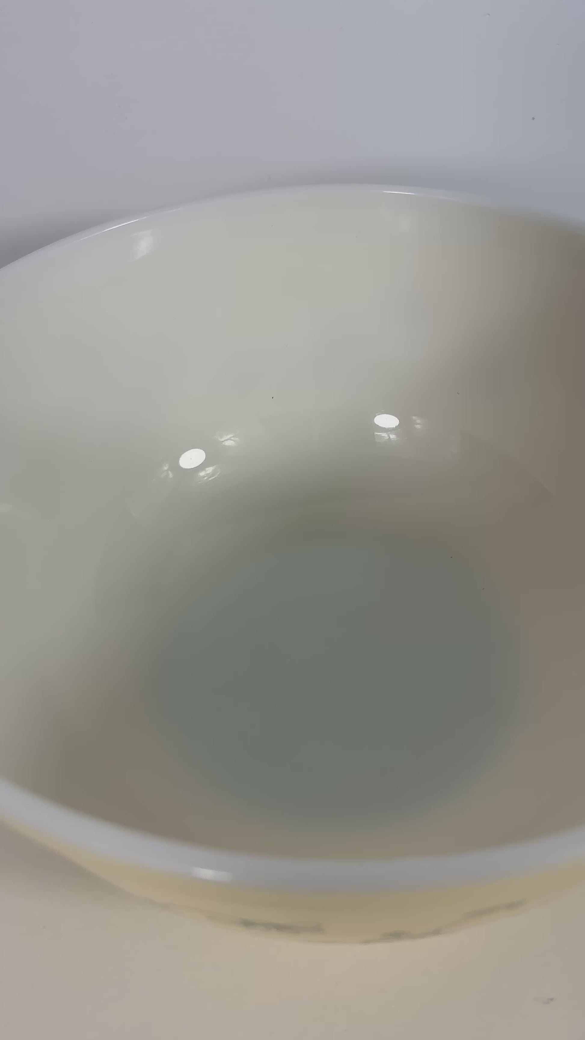 Pyrex Shenandoah 2.5 Quart Mixing Bowl