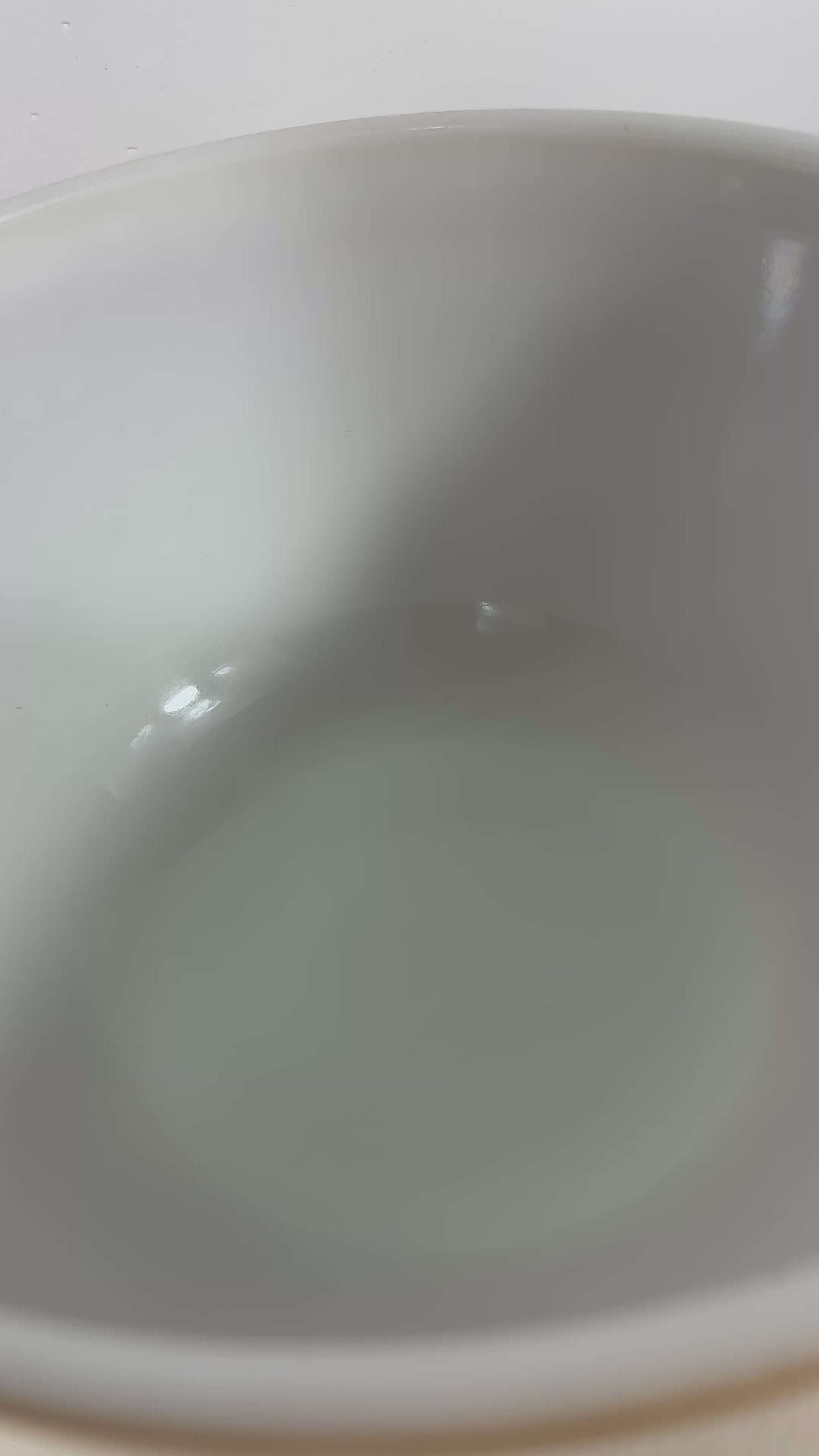 Pyrex Woodland 1.5 Quart Nesting Mixing Bowl