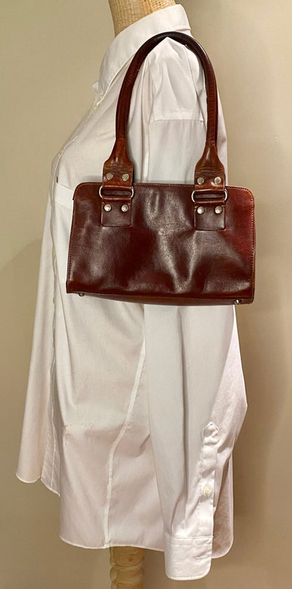 Prune Maroon Auburn Leather shoulder bag