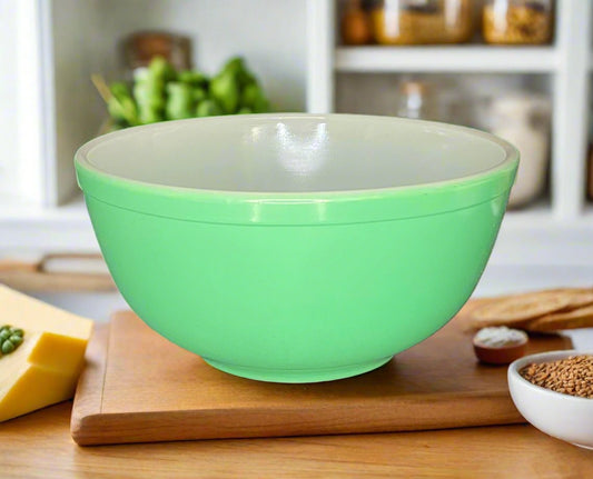 Pyrex 2.5 Quart Green Nesting Mixing Bowl - HLJ at HomePyrex 2.5 Quart Green Nesting Mixing BowlMixing BowlPyrex