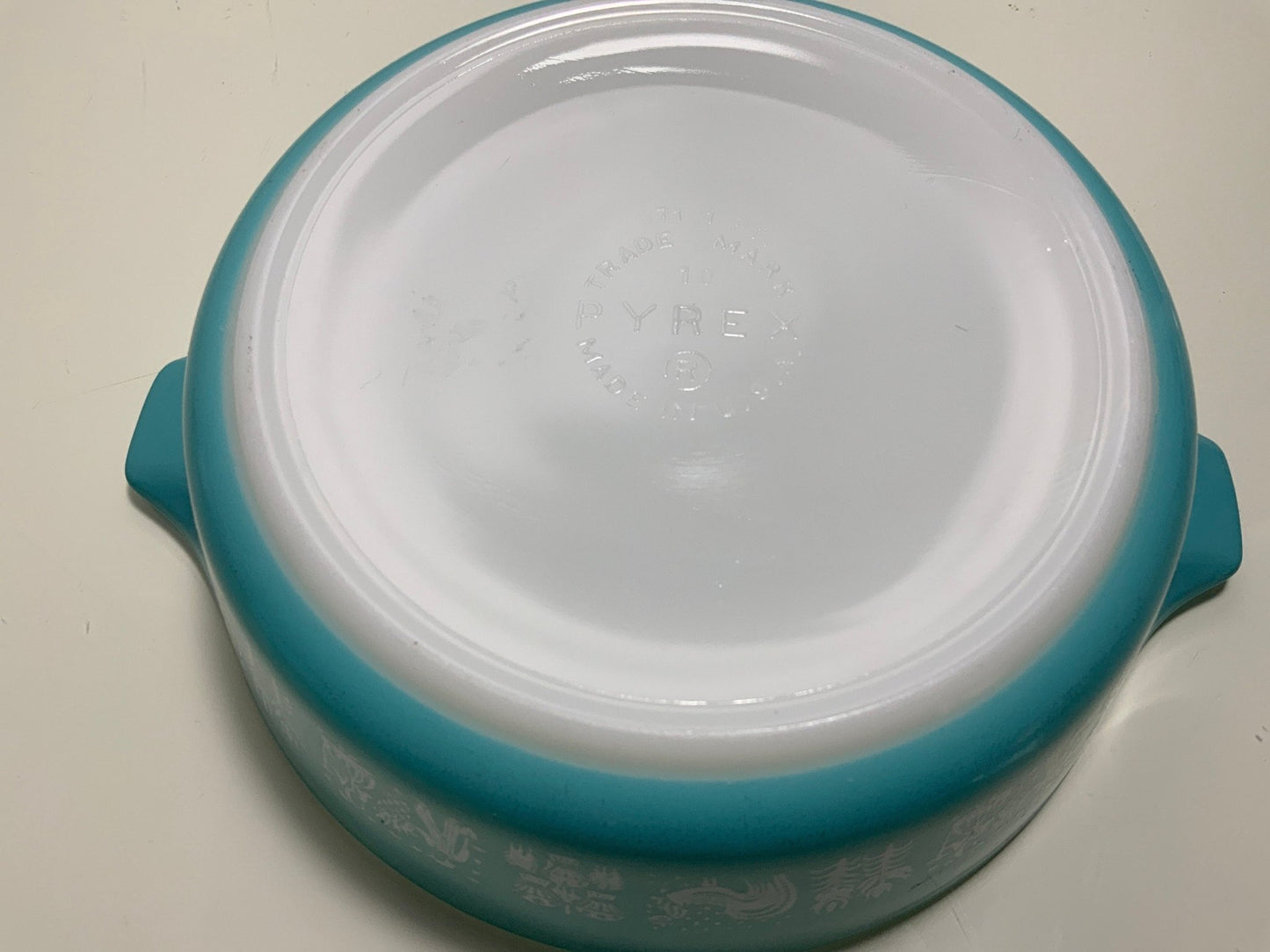 Pyrex 471 Butterprint Turquoise 1 pt Casserole Dish - HLJ at HomePyrex 471 Butterprint Turquoise 1 pt Casserole Dish1 PintPyrex