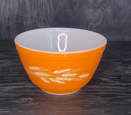 Pyrex Autumn Harvest 750ml Nesting Mixing Bowl