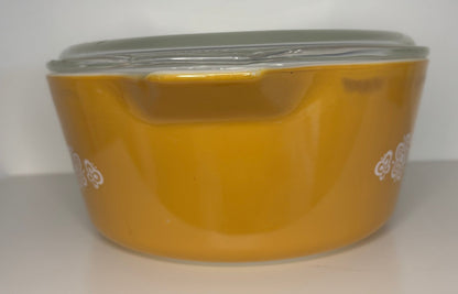 Pyrex Butterfly Gold 2.5 Quart Casserole Dish 475 - B