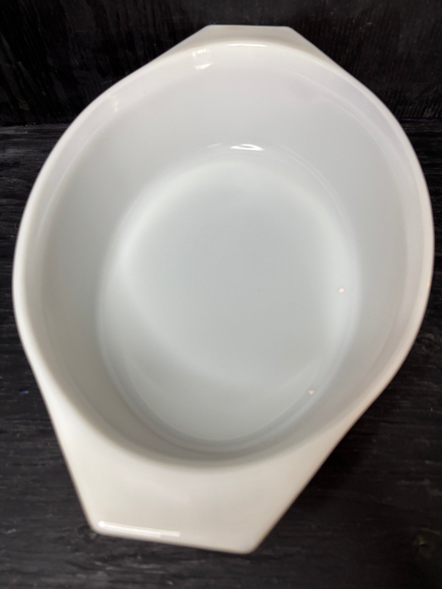 Pyrex Butterfly Gold Casserole Dish