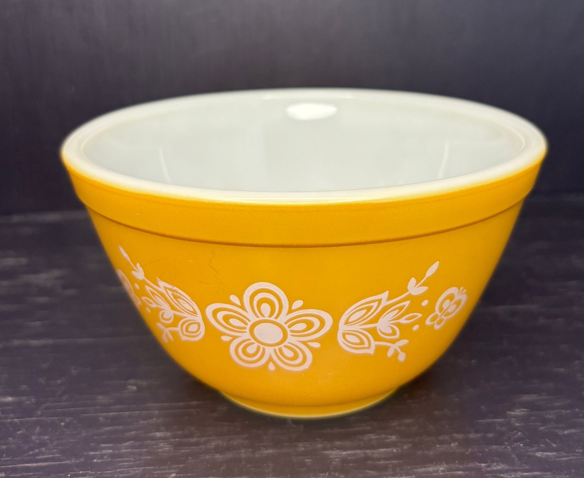 Pyrex Gold Mixing Bowl