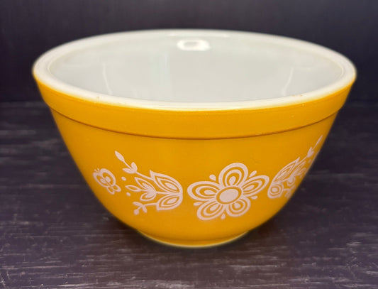 Pyrex Butterfly Gold 750ml Mixing Bowl