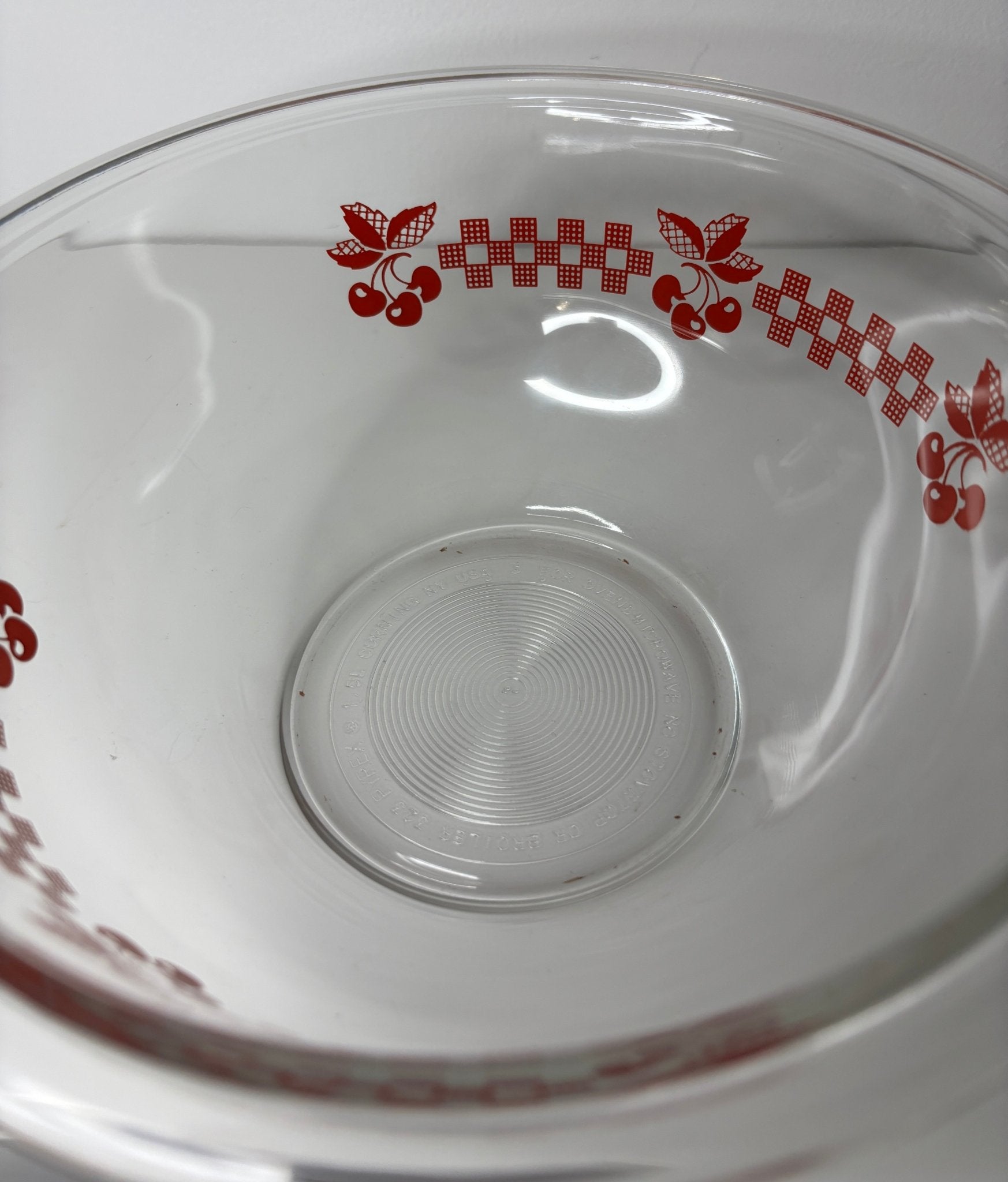 Pyrex Cherry Design 8 Inch Glass Nesting Mixing Bowl - HLJ at HomePyrex Cherry Design 8 Inch Glass Nesting Mixing BowlNesting BowlsPyrex