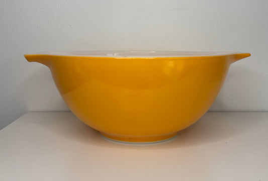 Pyrex Orange 1.5 Quart Cinderella Mixing Bowl