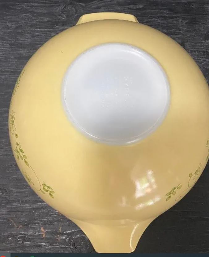 Pyrex Shenandoah 4 Quart Cinderella Mixing Bowl 444