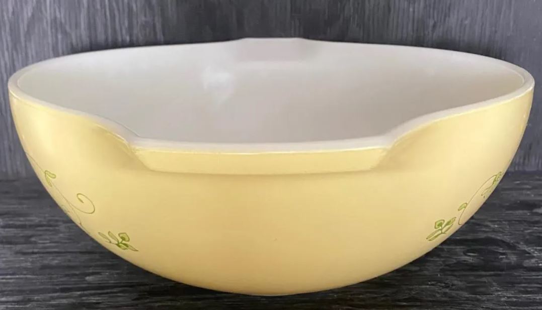 Pyrex Shenandoah Cinderella Mixing Bowl