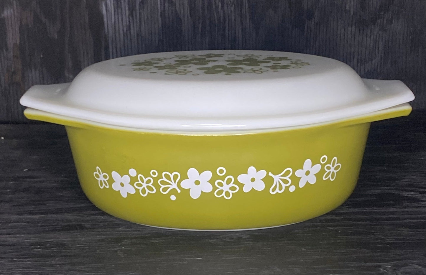 Pyrex Spring Blossom Crazy Daisy 1.5 Quart Casserole Dish - HLJ at HomePyrex Spring Blossom Crazy Daisy 1.5 Quart Casserole DishCasserole DishPyrex