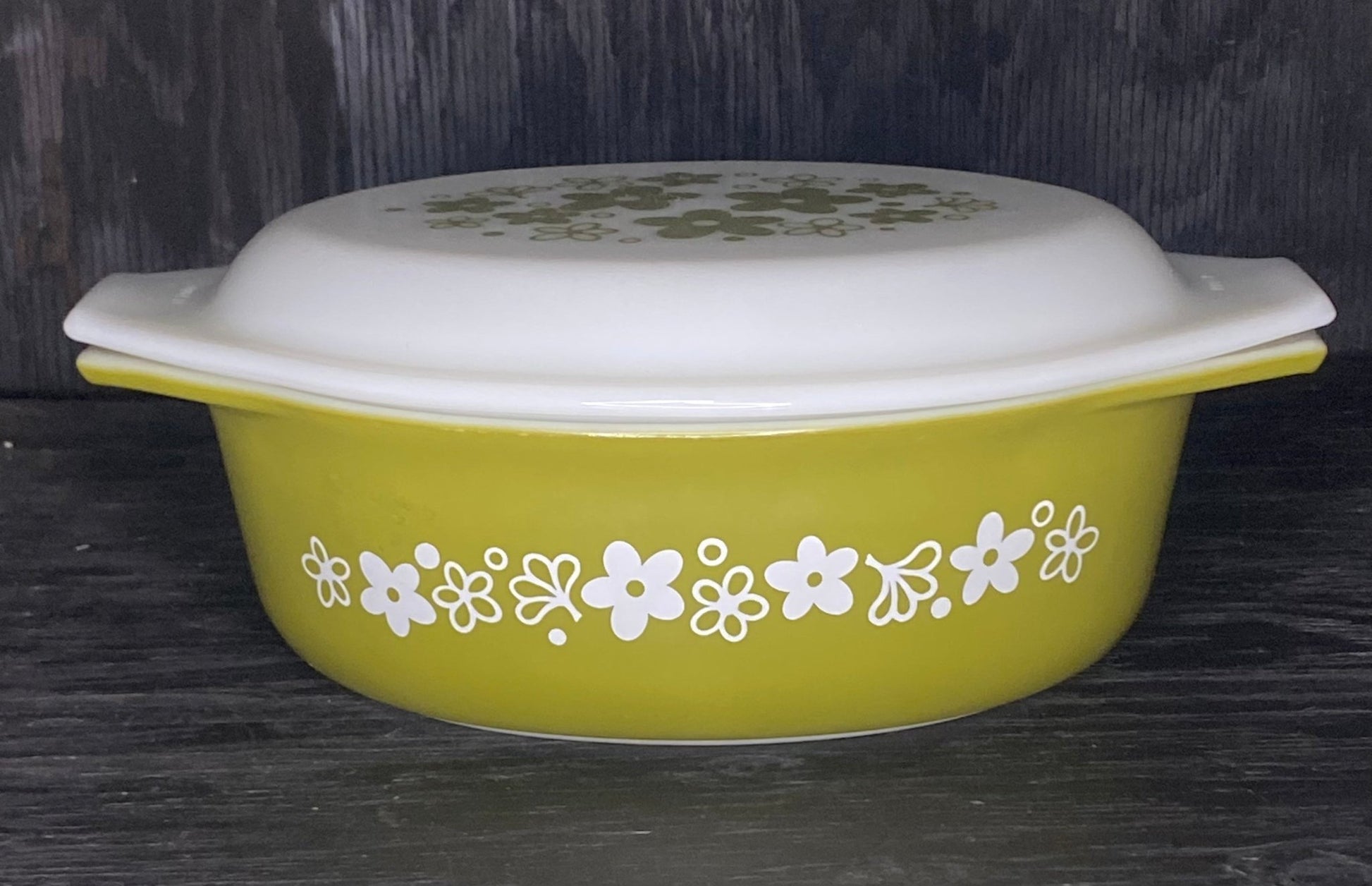 Pyrex Spring Blossom Crazy Daisy 1.5 Quart Casserole Dish - HLJ at HomePyrex Spring Blossom Crazy Daisy 1.5 Quart Casserole DishCasserole DishPyrex