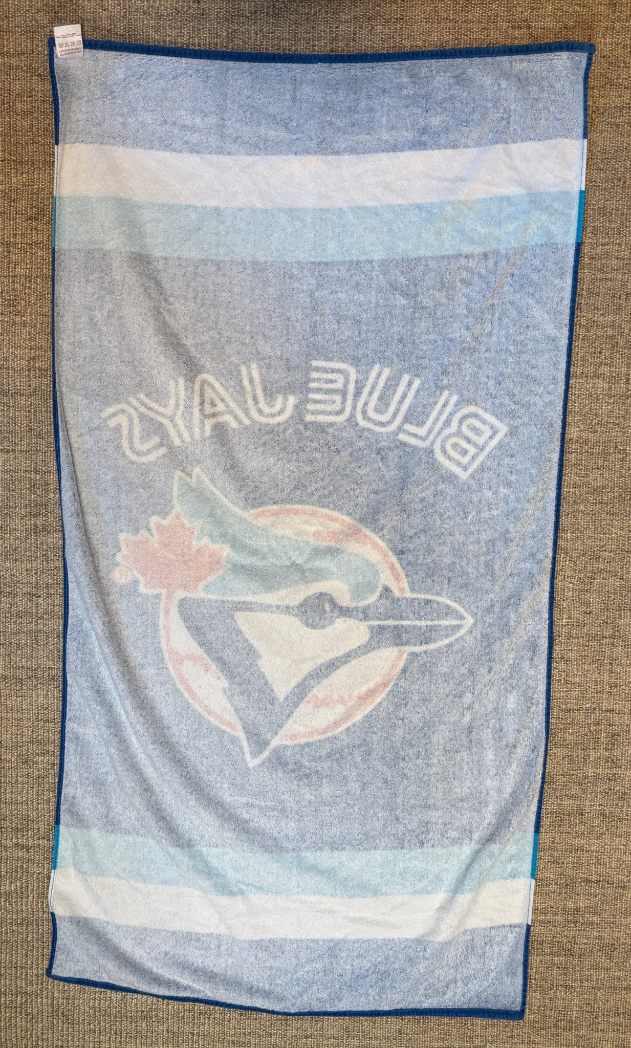 Retro Toronto Blue Jays Logo Beach Towel - HLJ at HomeRetro Toronto Blue Jays Logo Beach TowelBeach towelToronto Blue Jays