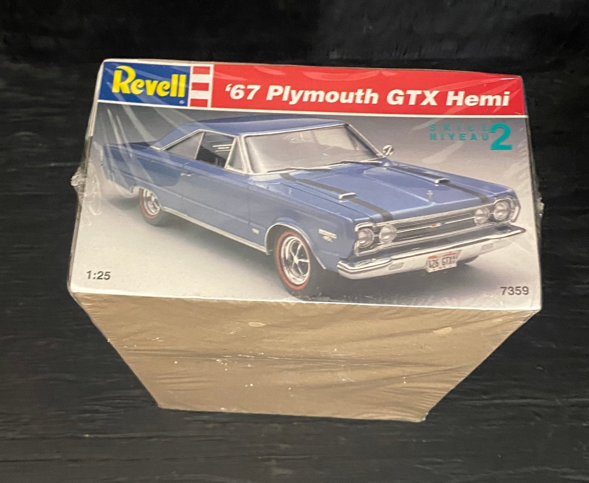 Revell 1967 Plymouth GTX Hemi Model Kit