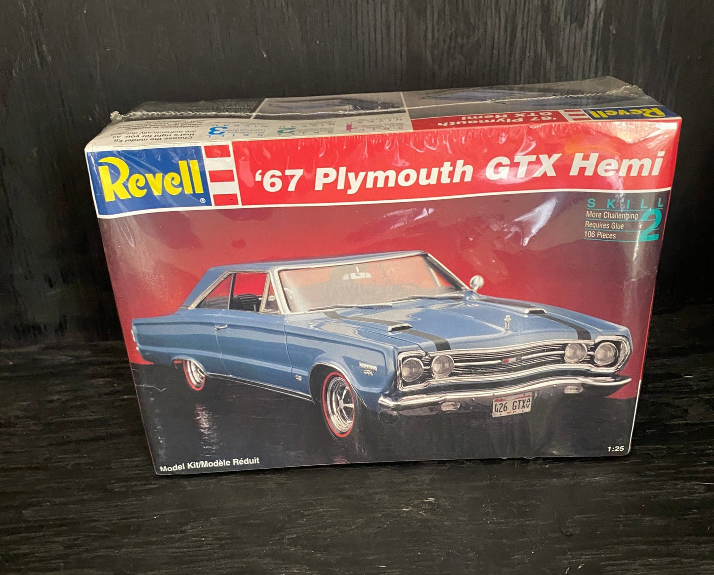 Revell 1967 Plymouth GTX Hemi Model Kit 7359 1/25 Scale Sealed