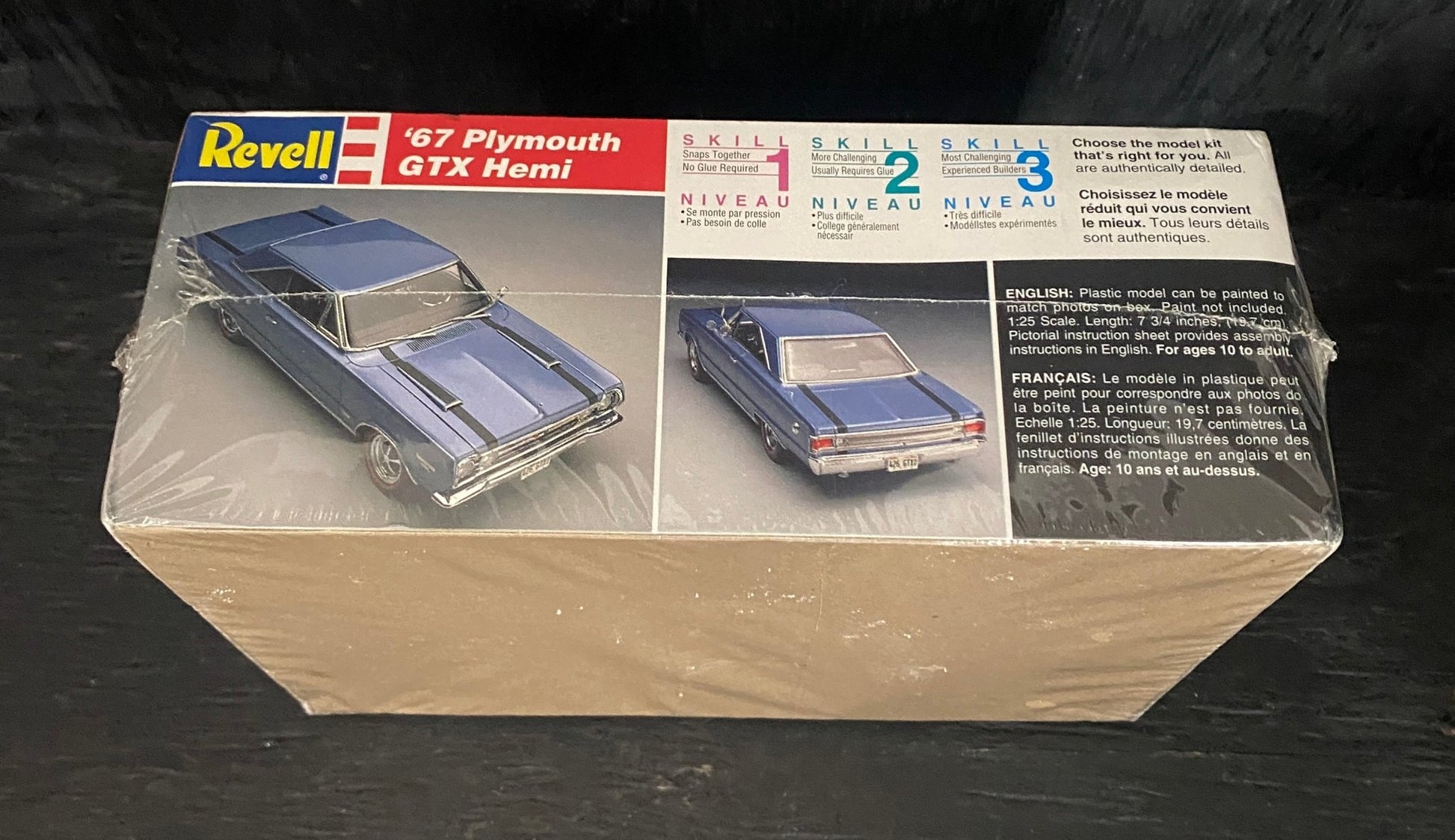 Revell 1967 Plymouth GTX Hemi Model Kit 7359 1/25 Scale Sealed