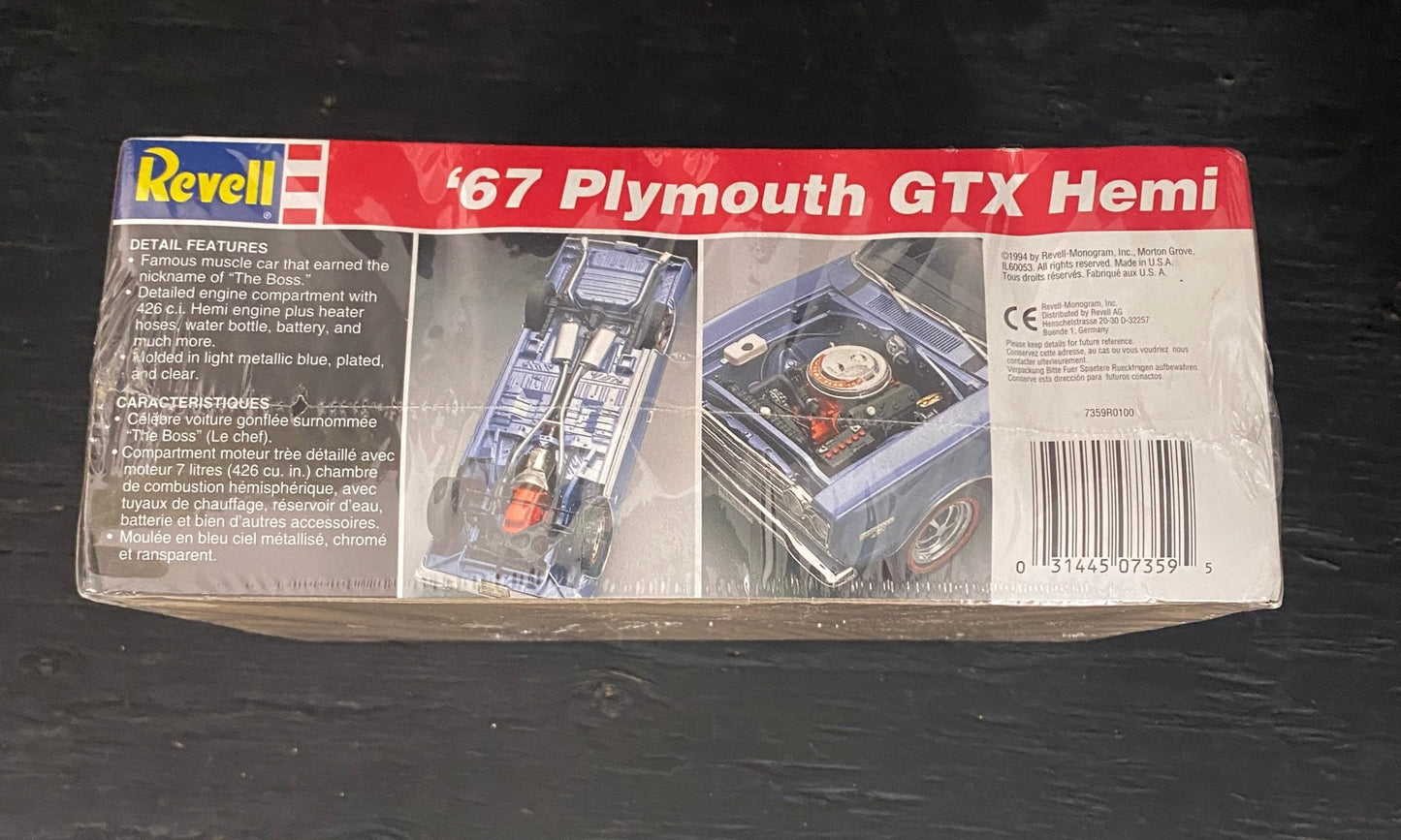 Revell 1967 Plymouth GTX Hemi Model car