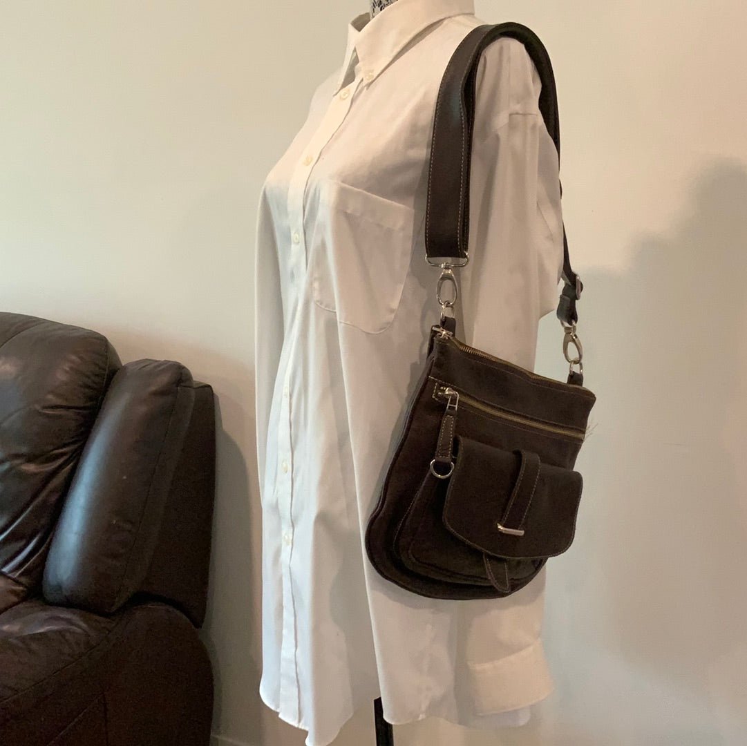 Roots Dark Brown Leather Crossbody Purse - HLJ at HomeRoots Dark Brown Leather Crossbody PurseCrossbodyRoots