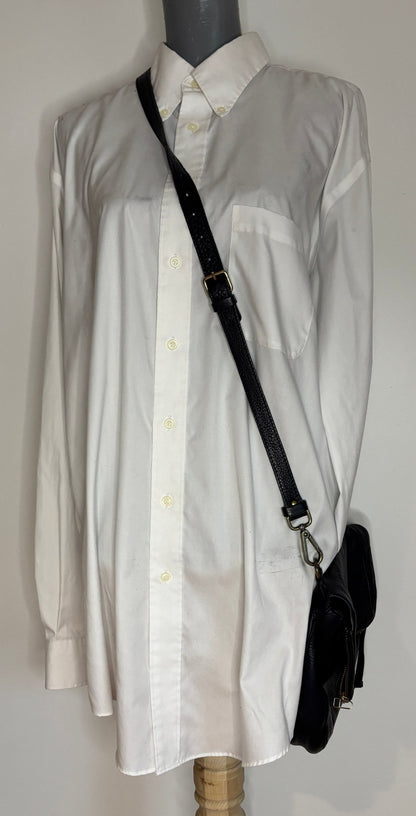 Roots Navy Blue Leather Crossbody Purse