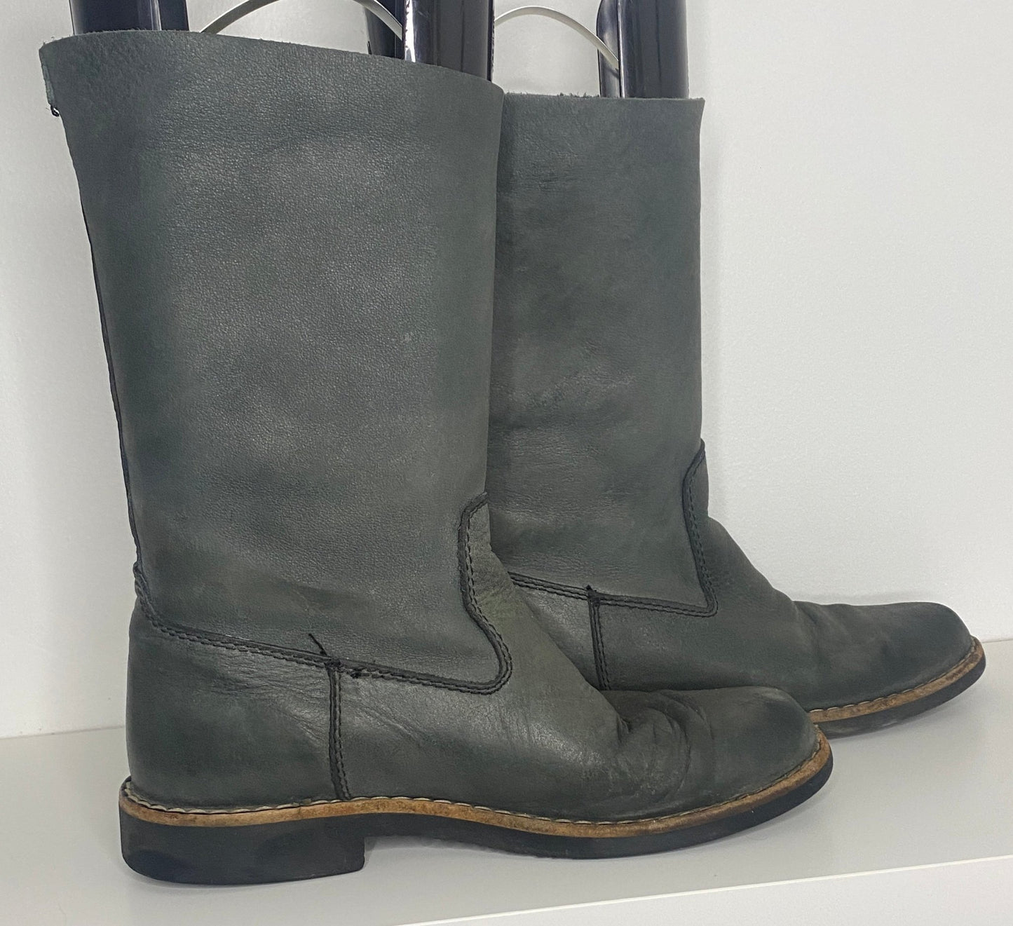 Roots Tribe Grey Leather Womens Boots