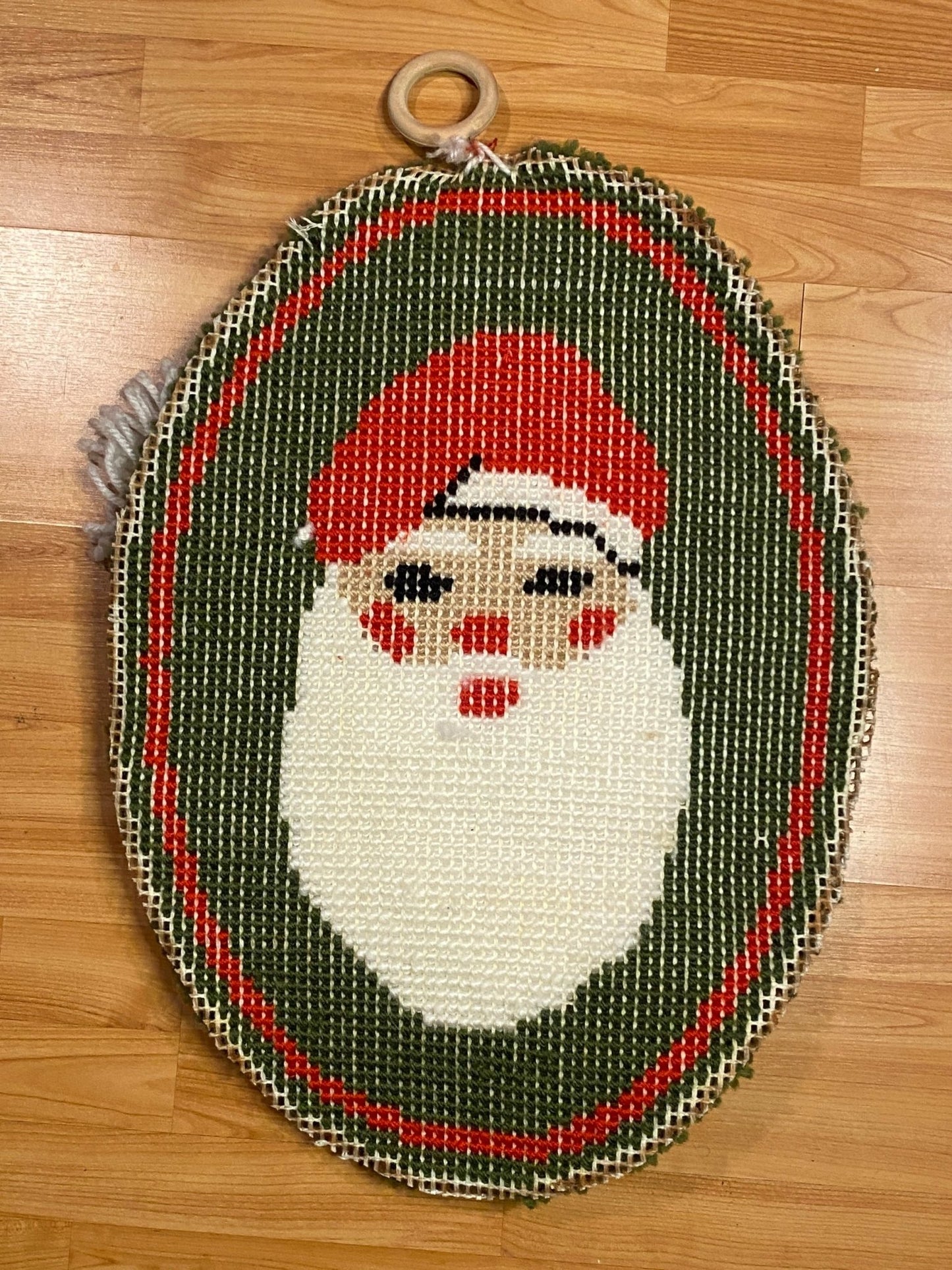 Santa Claus Vintage Latch Hook Rug Tapestry - HLJ at HomeSanta Claus Vintage Latch Hook Rug TapestryTapestryVintage