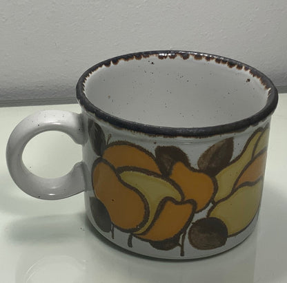 Stonehenge Midwinter Summer Teacups