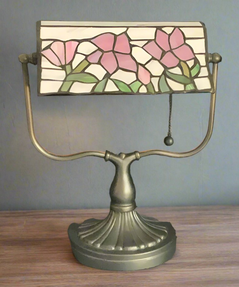 Tiffany Styled Desk Lamp - HLJ at HomeTiffany Styled Desk LampDesk LampTiffany Styled