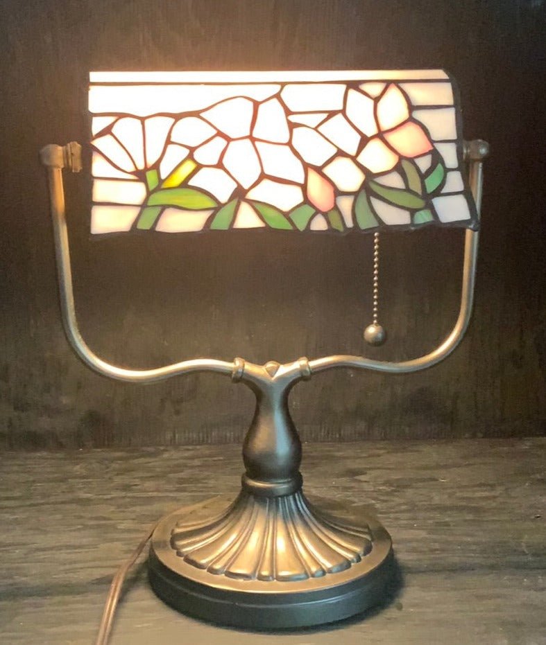 Tiffany Styled Desk Lamp - HLJ at HomeTiffany Styled Desk LampDesk LampTiffany Styled