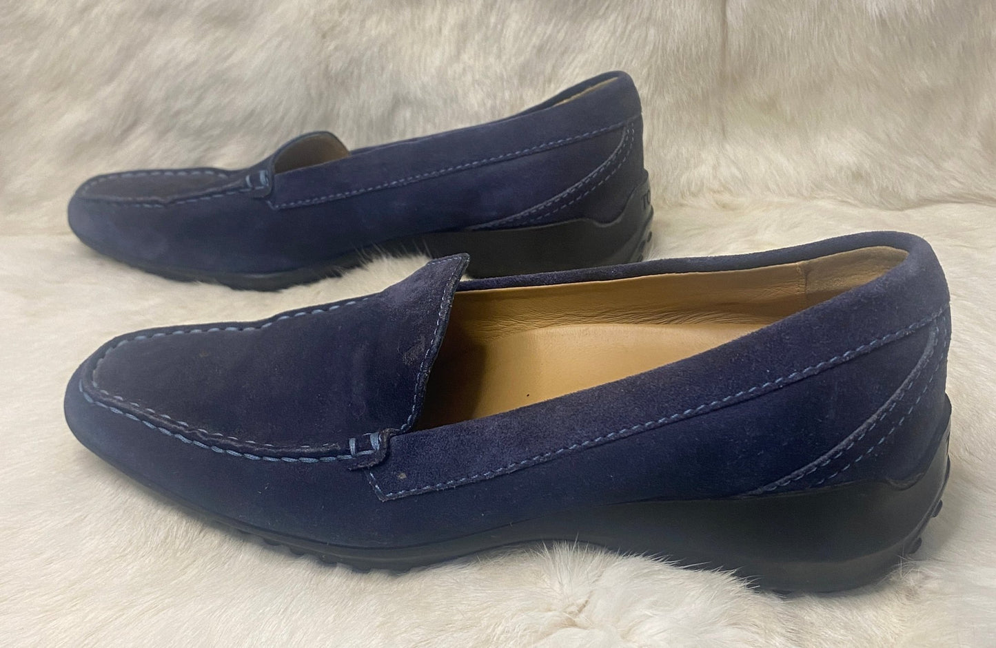 Tods Pantofola City Gommino Women’s Blue Suede Loafers 7 - 1/2 - HLJ at HomeTods Pantofola City Gommino Women’s Blue Suede Loafers 7 - 1/2LoafersTod’s