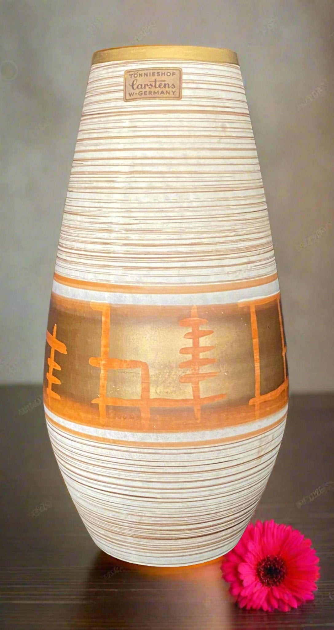 Tonnieshof Carstens Asian Inspired Vase - HLJ at HomeTonnieshof Carstens Asian Inspired VaseWoodenHLJ at Home