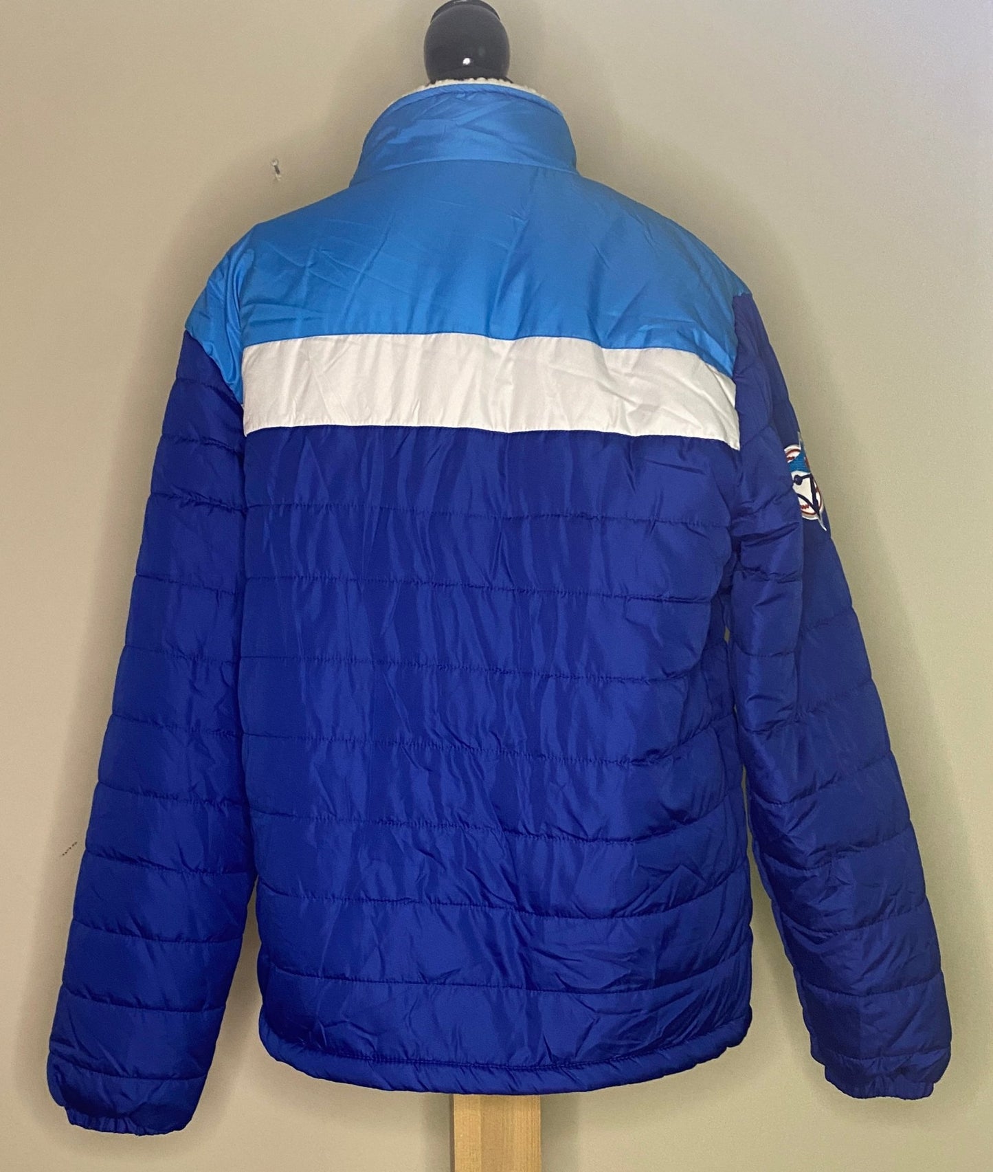 Toronto Blue Jays Cooperstown Collection Puffer Jacket Adult XL - HLJ at HomeToronto Blue Jays Cooperstown Collection Puffer Jacket Adult XLPuffer JacketG - III