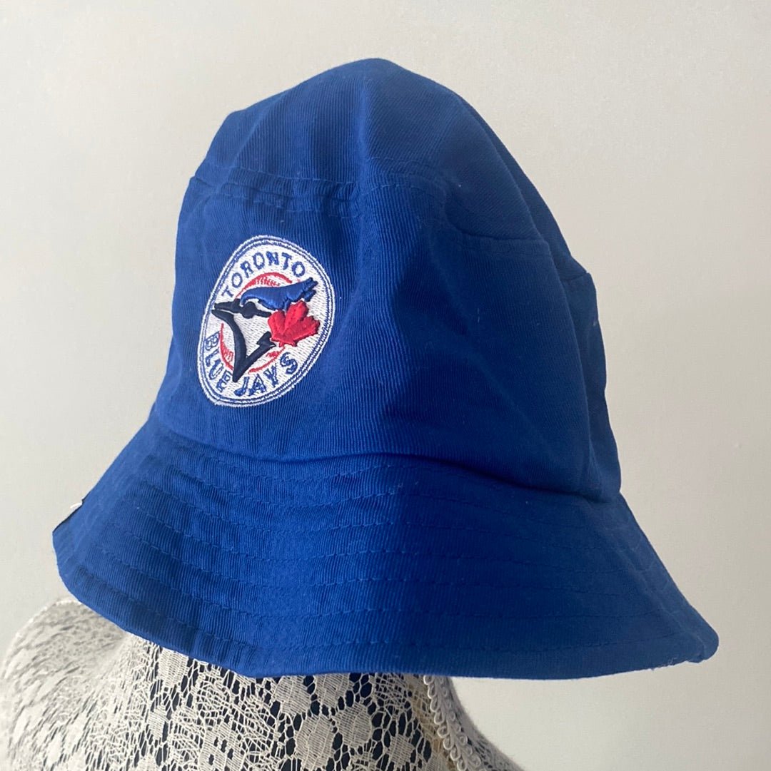 Toronto Blue Jays Polar Ice Bucket Hat - HLJ at HomeToronto Blue Jays Polar Ice Bucket HatBucket HatMajor League Baseball