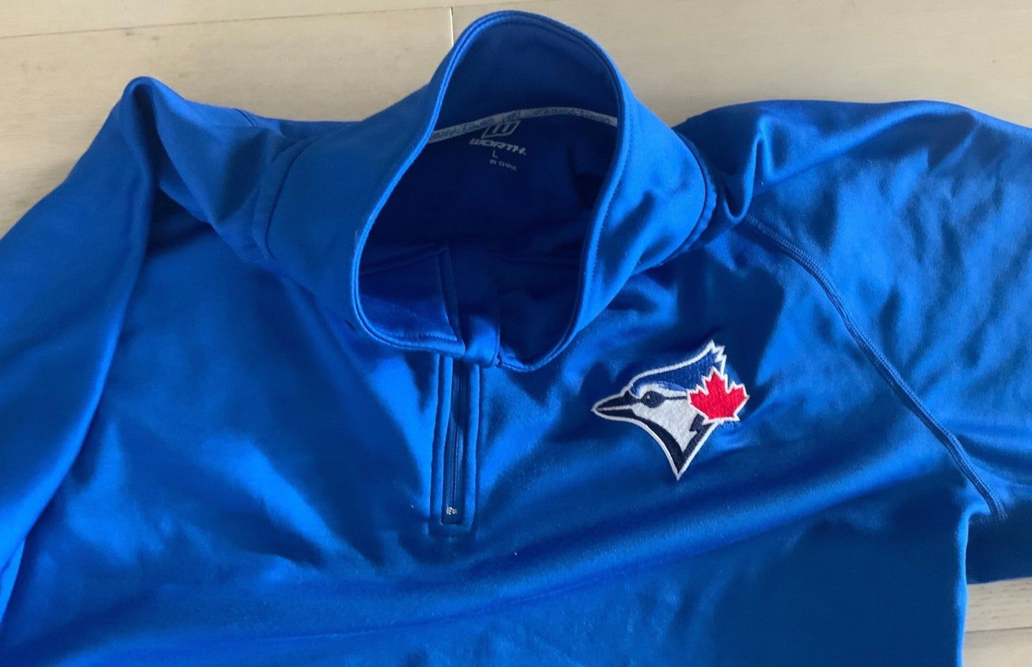 Toronto Blue Jays Worth 1/4 Zip Sweatshirt Men’s Large - HLJ at HomeToronto Blue Jays Worth 1/4 Zip Sweatshirt Men’s LargeSweatshirtWorth